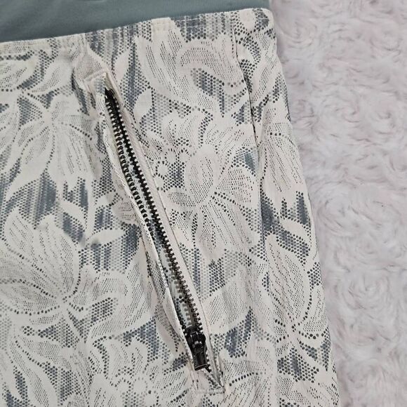 Athleta Trekkie North short women's size 20 Green Lacey #988235 New Without Tags - Picture 6 of 11